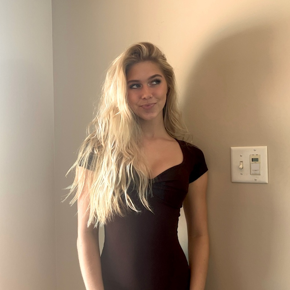 Meet your Posher, Julianna